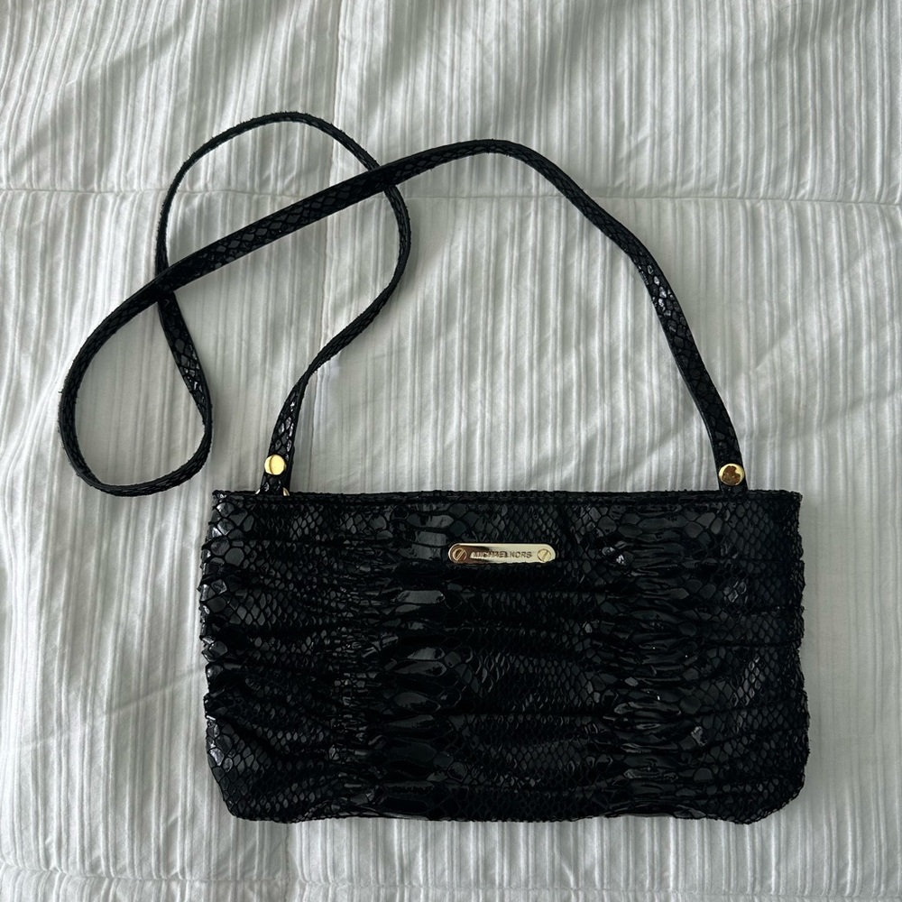 Michael Kors Black Crossbody Bag with Structured Design